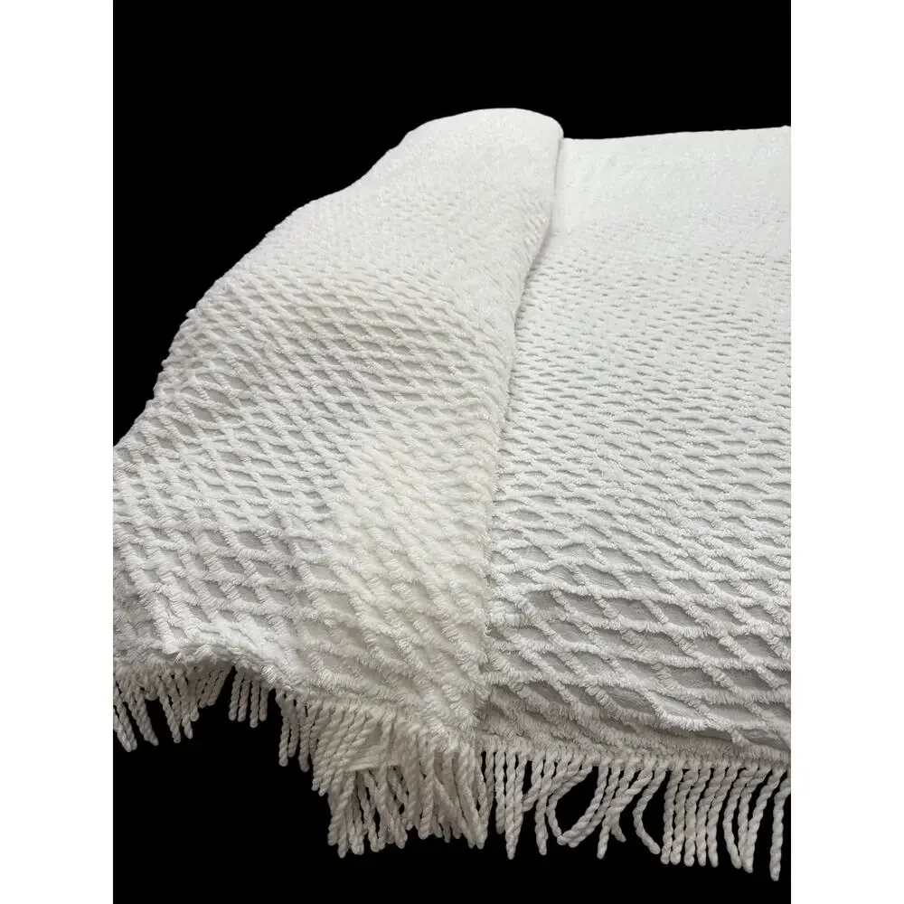 Vintage White Chenille Bedspread Queen Size 82x104 Crosshatch Fringe Cotton MCM